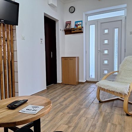 Dora Apartment Сремски Карловци Екстериор снимка