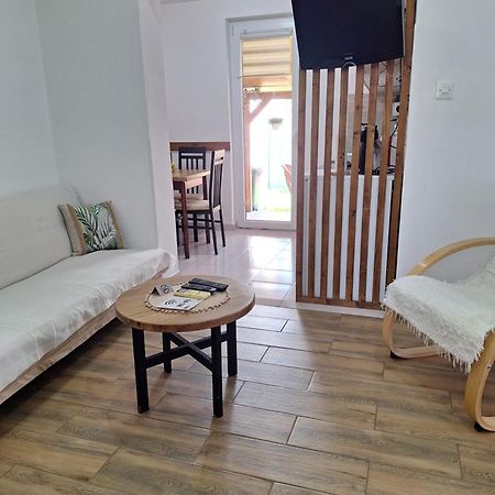 Dora Apartment Сремски Карловци Екстериор снимка