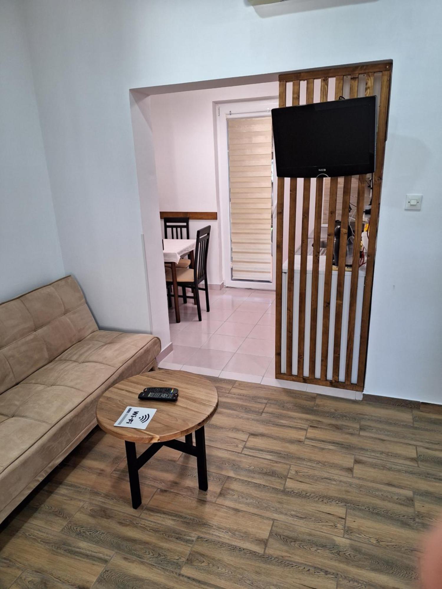 Dora Apartment Сремски Карловци Екстериор снимка